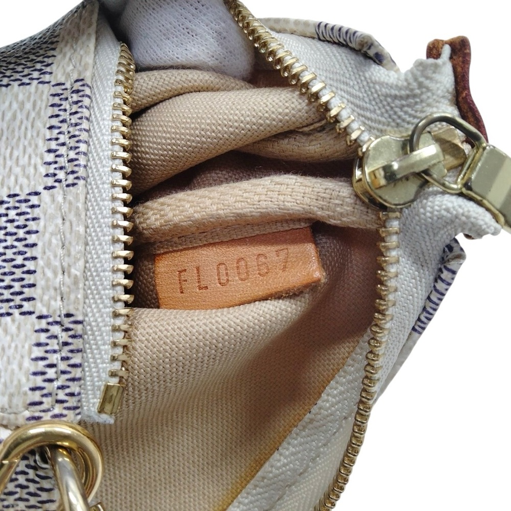 Louis Vuitton LV Damier Azur Pochette with Original Chain EUC - Picture 9 of 9